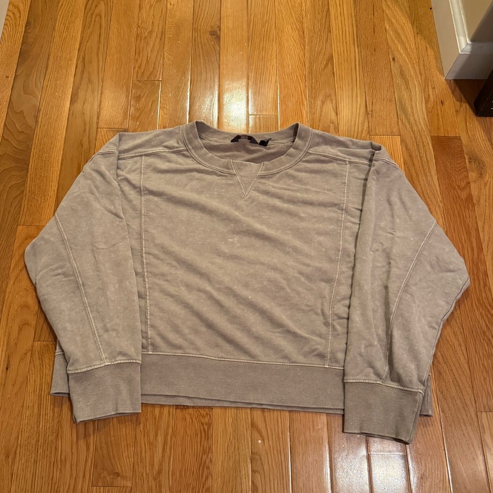 Danskin crewneck